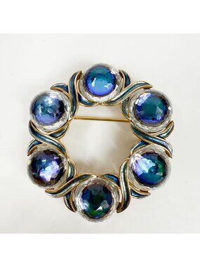 Vendome Blue Purple Round Rhinestone Gold Tone Enamel Brooch Alexandrite